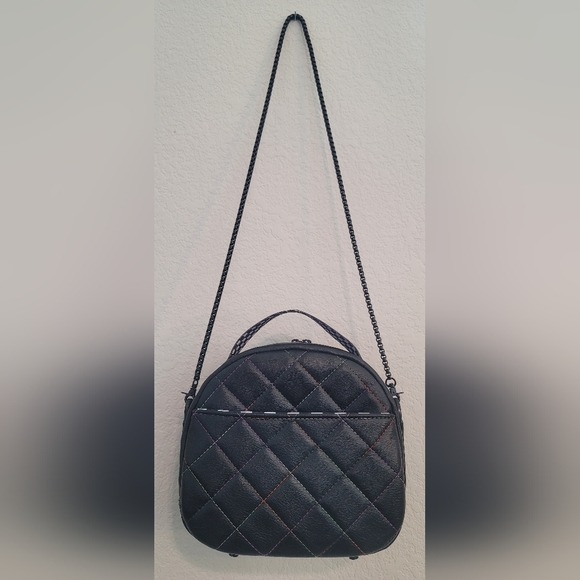 Black Quilted Bowler bag, Handmade Handcrafted Crossbody Purse - Picture 3 of 12